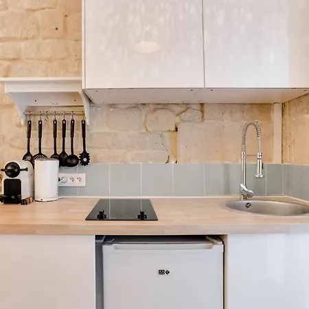 Near Le Moulin Rouge And Montmartre Apartment Paris