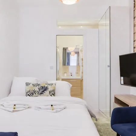 Near Le Moulin Rouge And Montmartre Appartement